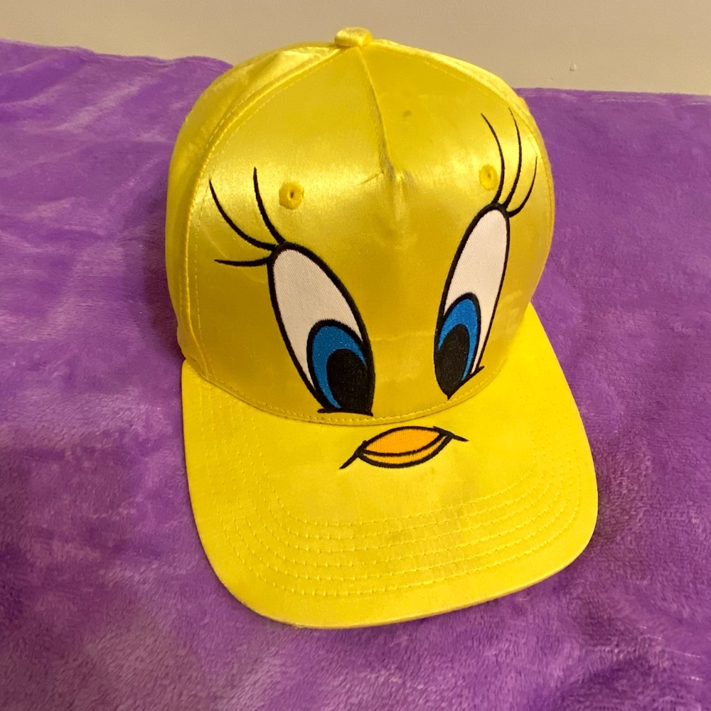 Looney Tunes Tweedy Bird Hat